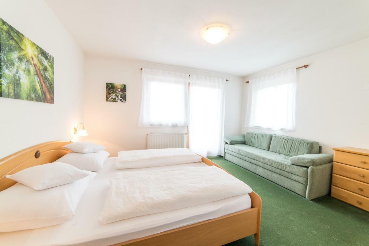 Pension Klausthaler Otel Mölten Dış mekan fotoğraf